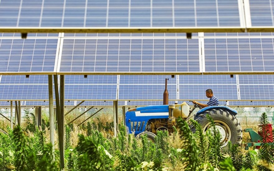 Rénovation énergétique agricole éligible aux CEE — exploitation et serres